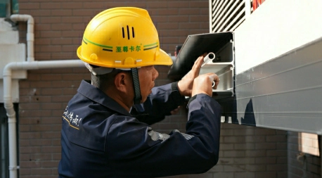 电动伸缩屋顶安装