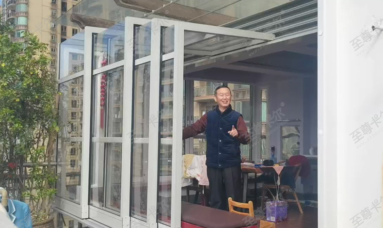 最流行的阳台装修风格，移动阳光房开合方便实用