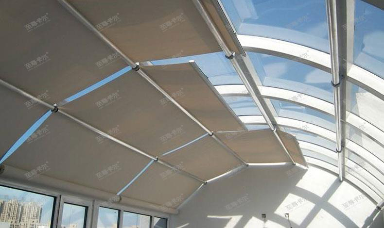 新型透明阳光房顶材料叫什么