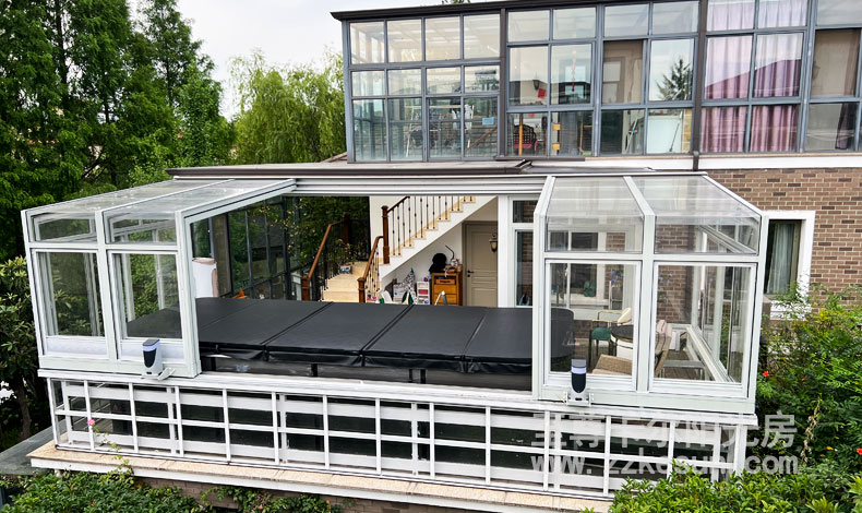 房子外的露台怎么装合适？装折叠式阳光房放个儿童泳池