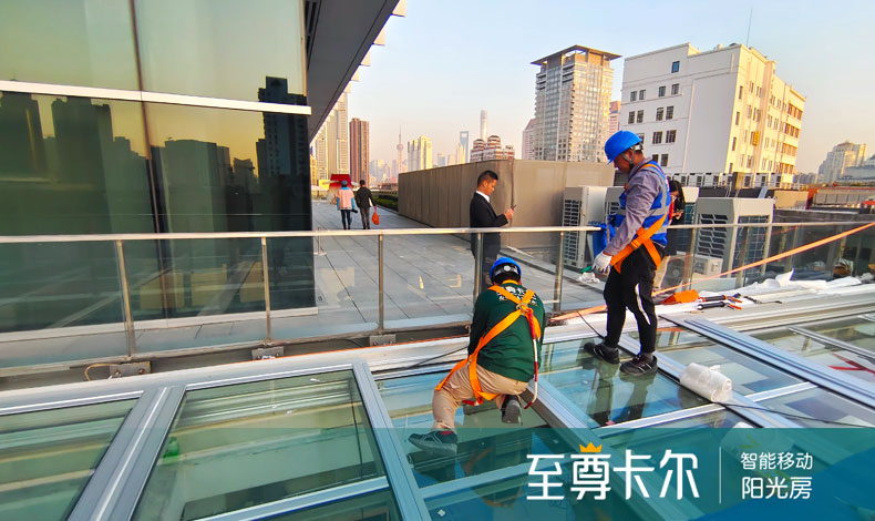 自动玻璃屋顶