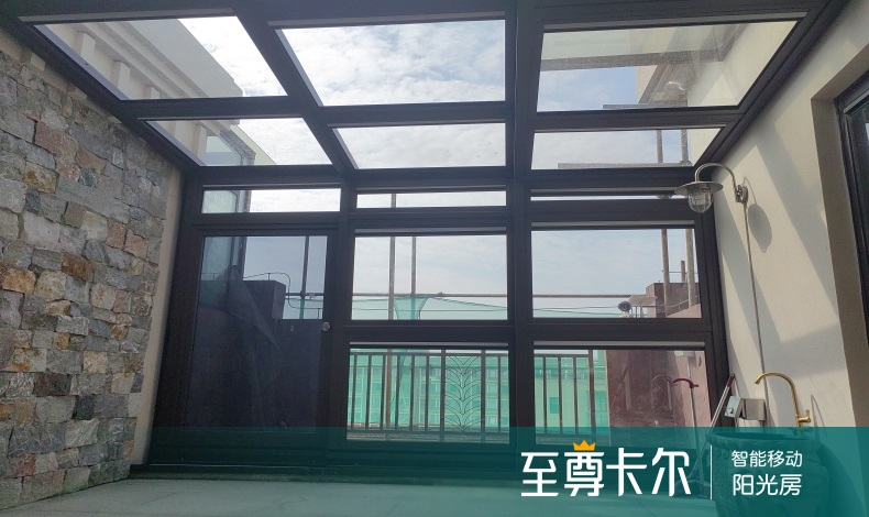 电动伸缩采光顶